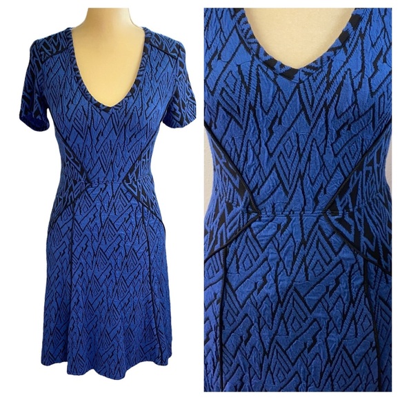 NEW Tracy Reese V-Neck Fit and Flare Dress - Picture 1 of 7